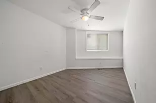 909-911 Ridge Ave, Rockford, IL 61103 - Photo 11