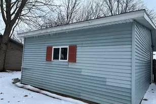 602 S Park Ave, La Moille, IL 61330 - Photo 35