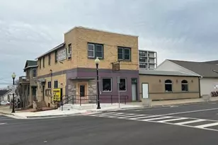 2102 4th St, Peru, IL 61354 - Photo 1