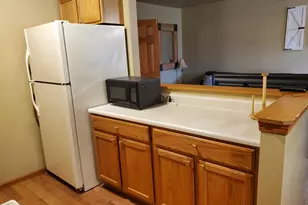 325 Clark 2C St, Utica, IL 61373 - Photo 9