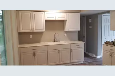 546 Marquette South Unit Street, Lasalle, IL 61301 - Photo 17