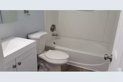 546 Marquette South Unit Street, Lasalle, IL 61301 - Photo 7