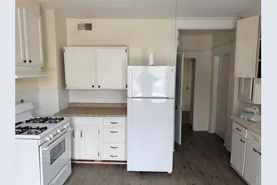 903 11, Rockford, IL 61104 - Photo 3