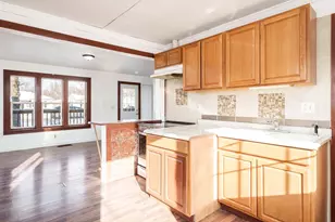 2004 Sauber Ave, Rockford, IL 61103 - Photo 7