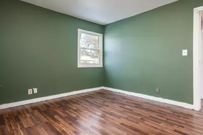 2004 Sauber Avenue, Rockford, IL 61103 - Photo 11