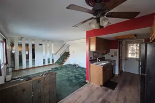 257 Dover Dr, Des Plaines, IL 60018 - Photo 3