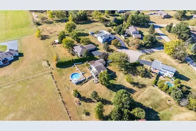 6338 Thicket Lane, Cherry Valley, IL 61016 - Photo 39