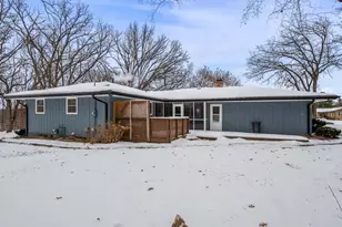 1918 Oak Leaf Ct, South Beloit, IL 61080 - Photo 15