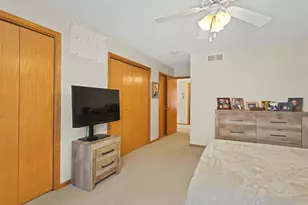 2422 Arnold Ave, Rockford, IL 61108 - Photo 15