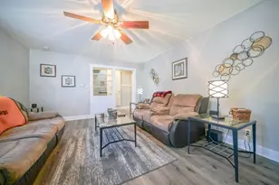 409 W Lincoln, Mount Morris, IL 61054 - Photo 3