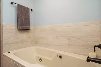 6430 Old Hunters Run, Rockford, IL 61114 - Photo 21