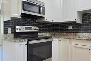 3429 Ed Vera Dr, Rockford, IL 61109 - Photo 5