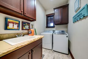 6871 Montague Rd, Rockford, IL 61102 - Photo 43