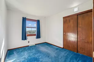 8920 N Badger Rd, East Dubuque, IL 61025 - Photo 9