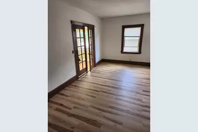 210 N London Avenue, Rockford, IL 61107 - Photo 9