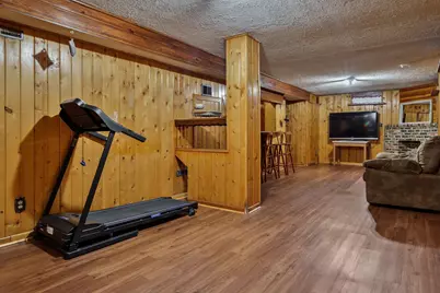 202 W Renrose Avenue, Loves Park, IL 61111 - Photo 11