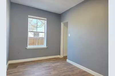 913 Loomis St, Rockford, IL 61102 - Photo 15