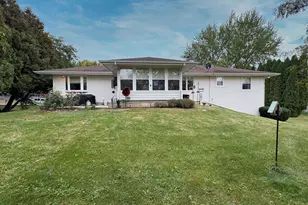 4036 Fox Hills Dr, Rockford, IL 61101 - Photo 33