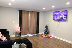 3321 W Riverside Blvd, Rockford, IL 61103 - Photo 5