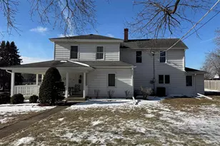 326 School St, Lanark, IL 61046 - Photo 3