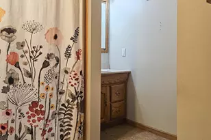 203 Monroe St, Monroe Center, IL 61052 - Photo 15