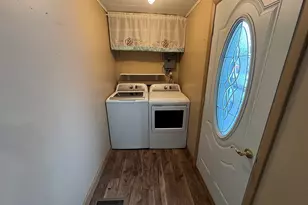 303 E Pearl St, Lanark, IL 61046 - Photo 9