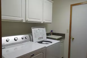 910 High Point Dr, Rockton, IL 61072 - Photo 13