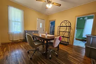 302 E Park St, Morrison, IL 61270 - Photo 7