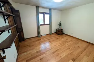 5293 Arbutus Rd, Rockford, IL 61107 - Photo 9