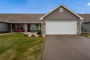 4489 Squaw Vly Dr, Loves Park, IL 61111 - Photo 3