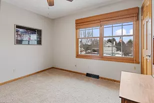 3744 Trainer Rd, Rockford, IL 61114 - Photo 39