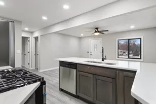 3437 Southworth Ct, Rockford, IL 61109 - Photo 9