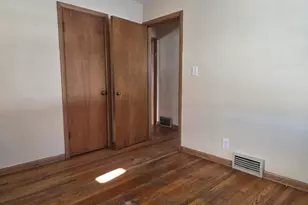 1123 16th St, Rockford, IL 61104 - Photo 7