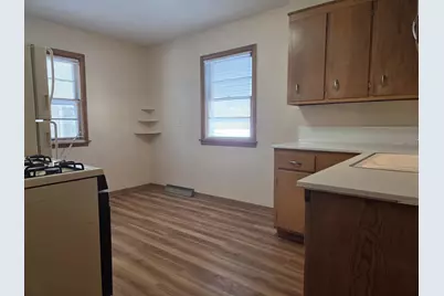1123 16th Street, Rockford, IL 61104 - Photo 5