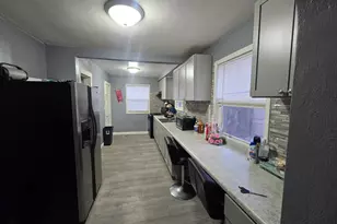 1123 Island Ave, Rockford, IL 61102 - Photo 5