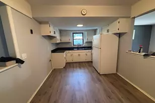 308 W Marshall St, Belvidere, IL 61008 - Photo 5