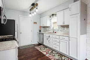 14072 Wild Deer Ct, South Beloit, IL 61080 - Photo 13