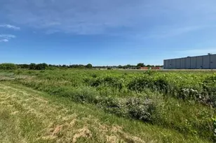 4980 N Main, Rockford, IL 61103 - Photo 1