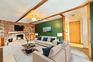 4012 Pleasant Valley Blvd, Rockford, IL 61114 - Photo 11