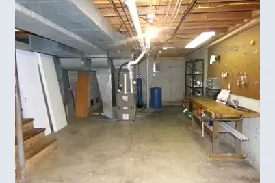 1435 Bolkinwood Drive, Freeport, IL 61032 - Photo 27