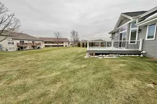 11728 Freedlund Ct, Rockton, IL 61072 - Photo 3