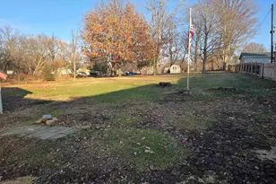 320 Westmoreland Ave, Rockford, IL 61102 - Photo 35