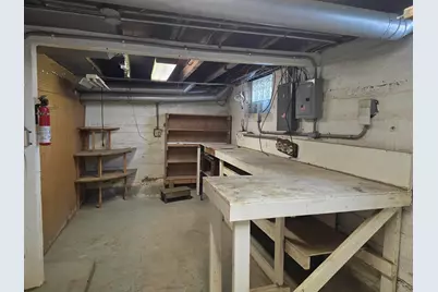 320 Westmoreland Avenue, Rockford, IL 61102 - Photo 27