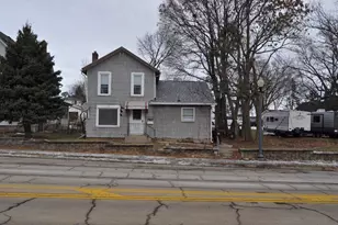 730 W Galena Ave, Freeport, IL 61032 - Photo 1