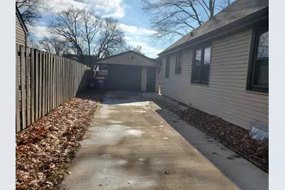 2216 Dresden Avenue, Rockford, IL 61103 - Photo 19