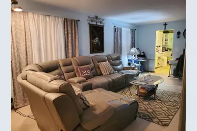 2216 Dresden Avenue, Rockford, IL 61103 - Photo 3