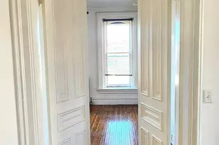 129 N 2nd St, Rockford, IL 61107 - Photo 7