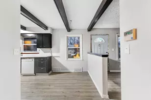 920 Oakley Ave, Rockford, IL 61101 - Photo 11