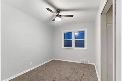 920 Oakley Avenue, Rockford, IL 61101 - Photo 13