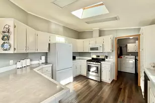 5411 Autumnash Ln, Machesney Park, IL 61115 - Photo 9